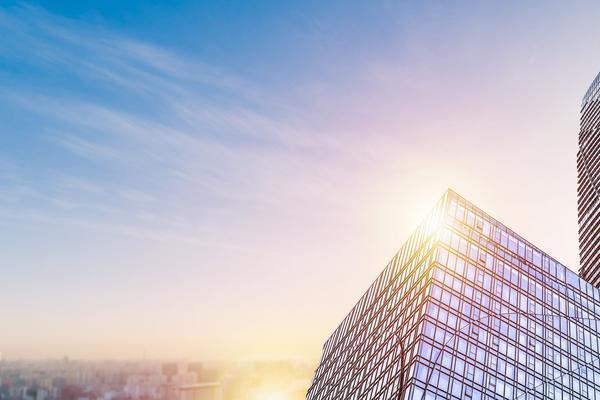 《建筑物的崩溃:一个警示教育的提醒》图1