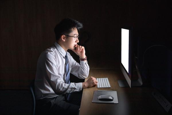 《债务人面临工作困扰，如何摆脱困境？》图1