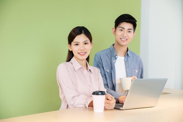 《轻松摆脱个人债务，打造 financial 自由人生》 图1