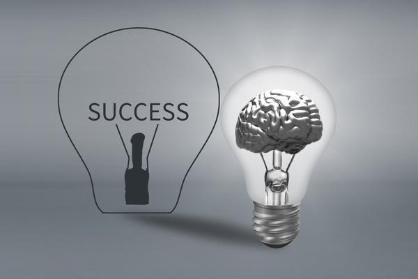 民间借贷微信号的风险:避免被“骗”要学会防范!图1