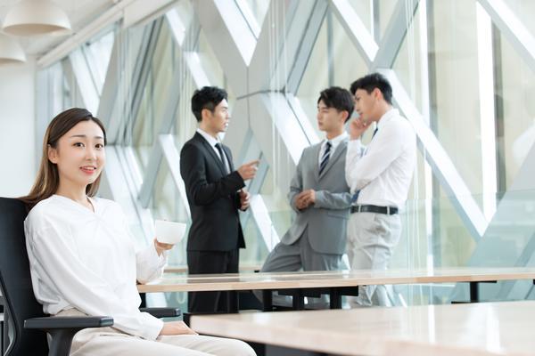 国家电网公司召开组织工作会议：法律领域的深入探讨与实践 图2