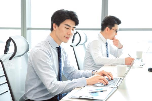 劳动仲裁员的工作方式与争议处理技巧 图1