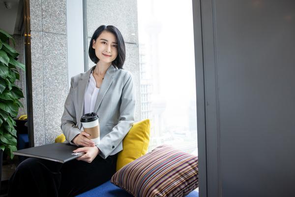 《夫妻联手欺骗小三财产，犯法吗？》 图2