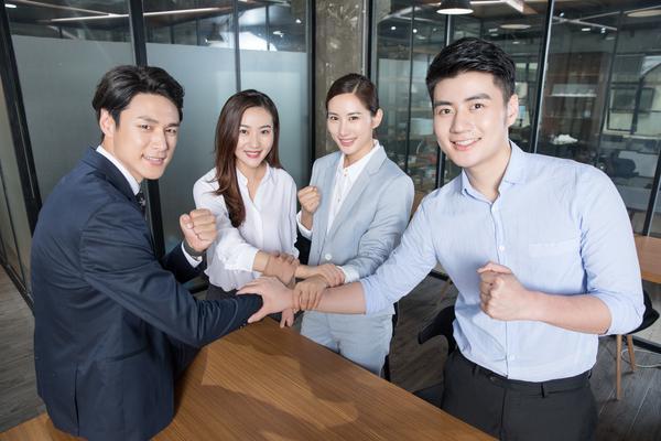 《债务人陷入还钱困境：如何帮助他们走出困境》图1