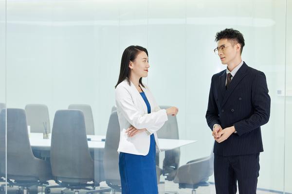 有限公司债务人：如何应对法律风险与解决方案 图1