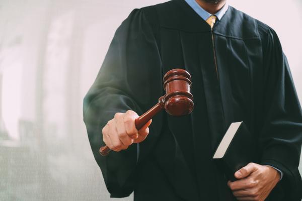全国企业债务率持续上升，警惕潜在风险图1