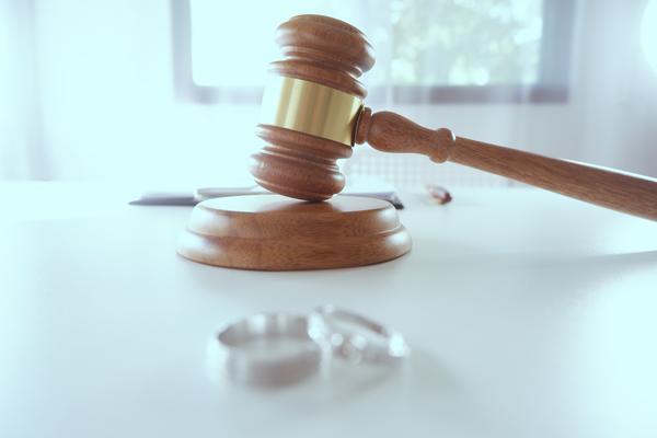 债务纠纷找律师起诉需要多少钱？详细解析律