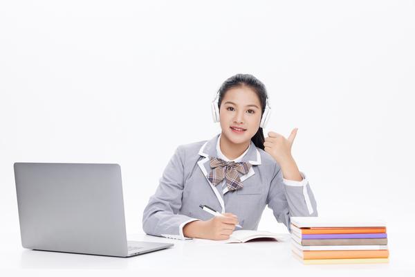 《快穿H仲裁：多元世界的仲裁者传奇》图1