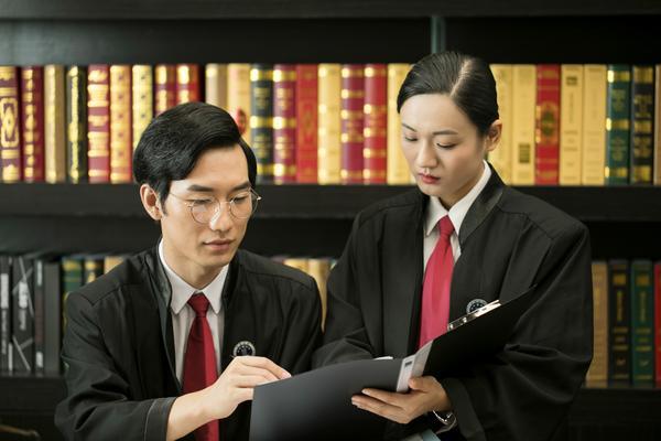 民间借贷是多少？法律服务解析与探讨 图1