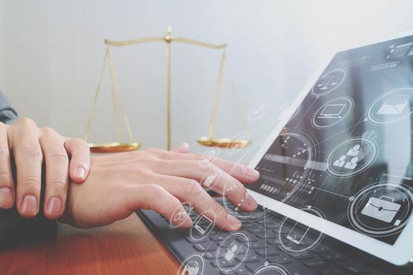 《互联网金融营销策略：打造高效PPT展示的关键要素》图1