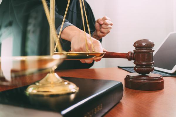 《债权人代位权列第三人的法律问题解析》图1